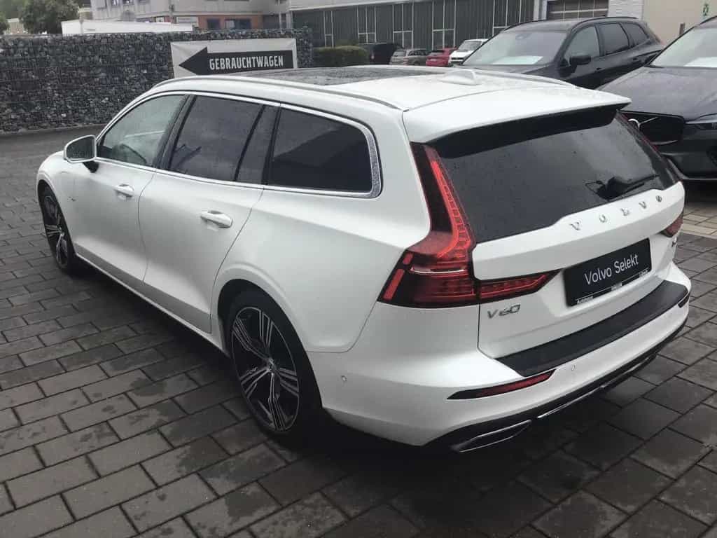 Volvo V60 T6 Inscription AWD PanoDach 360° Cam AHK 11/2019-photo-5