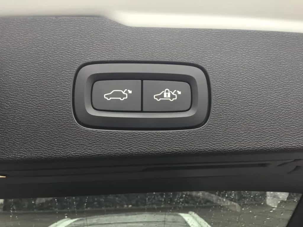 Volvo V60 T6 Inscription AWD PanoDach 360° Cam AHK 11/2019-photo-8
