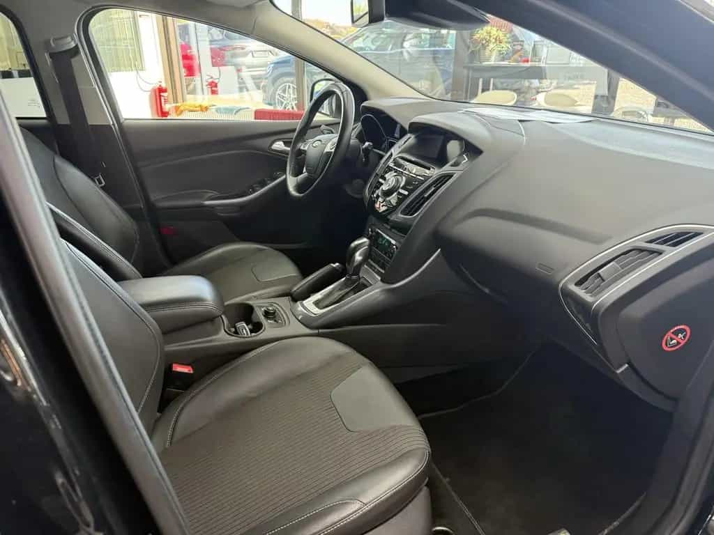 Ford Focus Turnier 2.0 TDCI Titanium, Leder, Navi 03/2014-photo-11