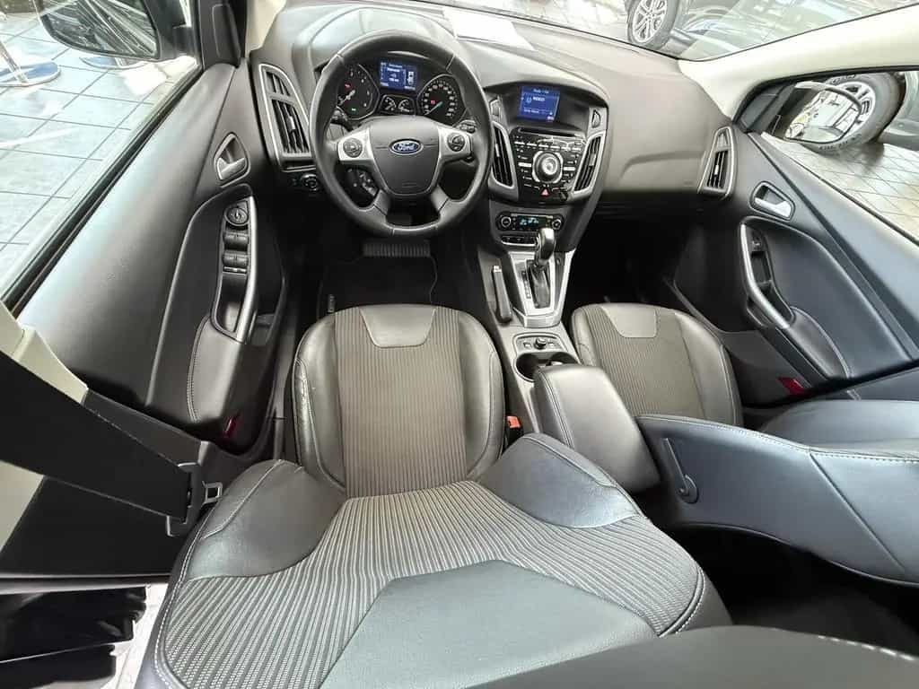 Ford Focus Turnier 2.0 TDCI Titanium, Leder, Navi 03/2014-photo-2