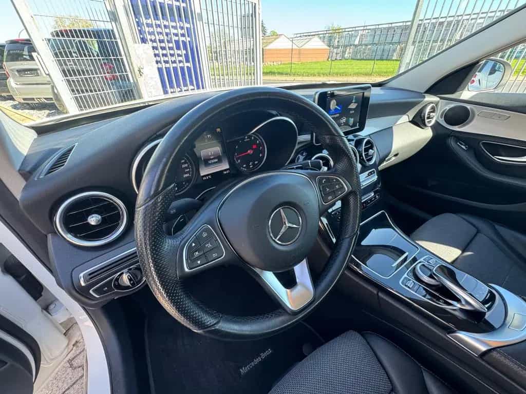 Mercedes-Benz C-Class 200 CGI Limousine KLIMA SHZ TEILLEDER LED 08/2016-photo-7