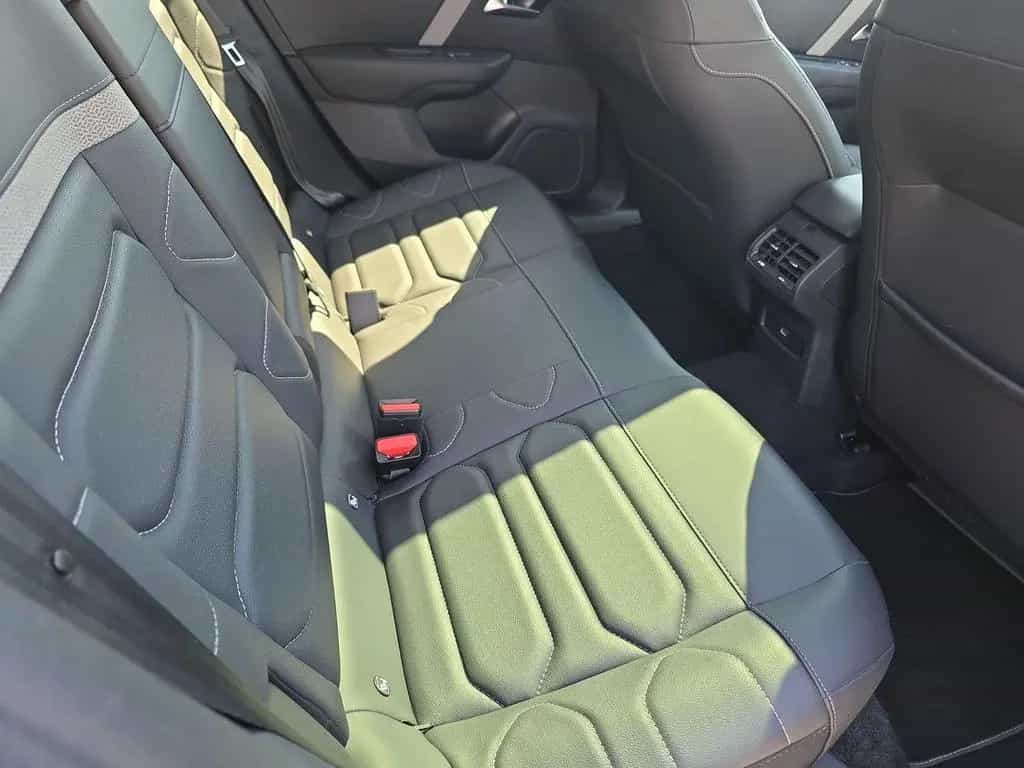 Citroën C4 Shine 360°-Kamera + Winterpaket + elek. Schie 04/2023-photo-14