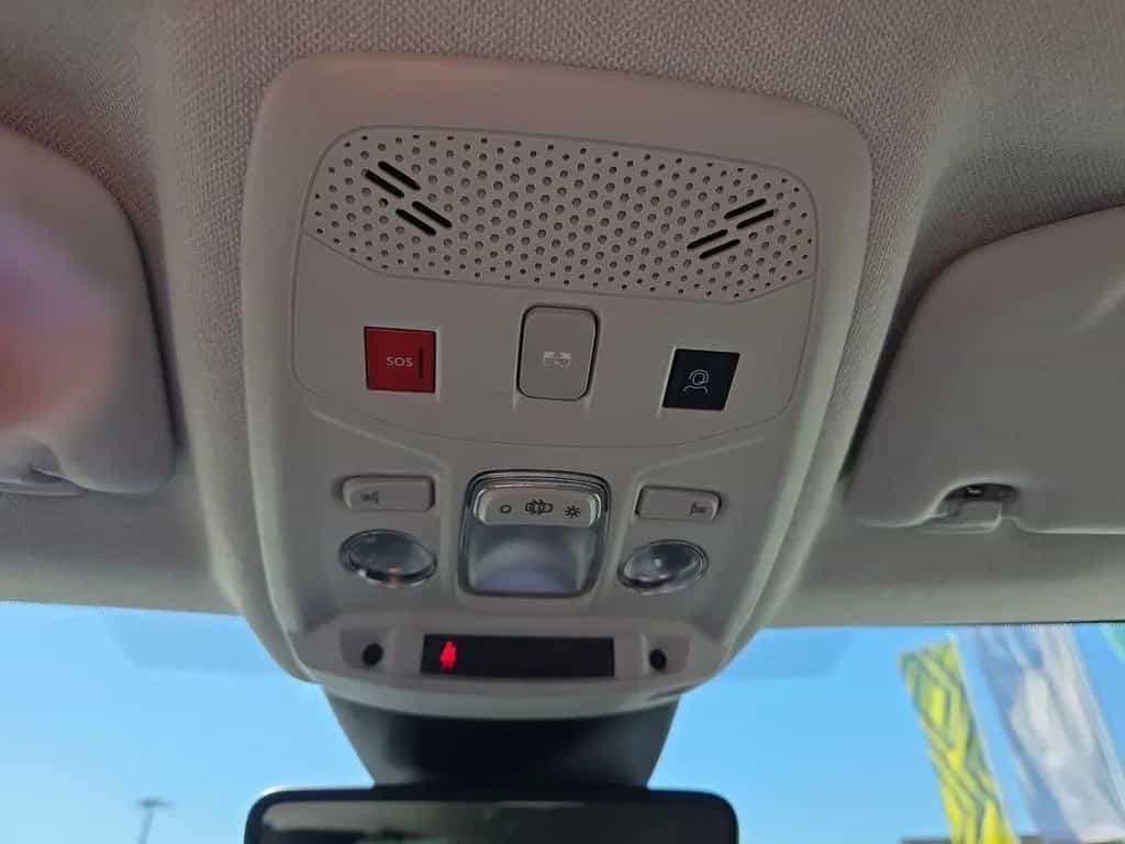 Citroën C4 Shine 360°-Kamera + Winterpaket + elek. Schie 04/2023-photo-21