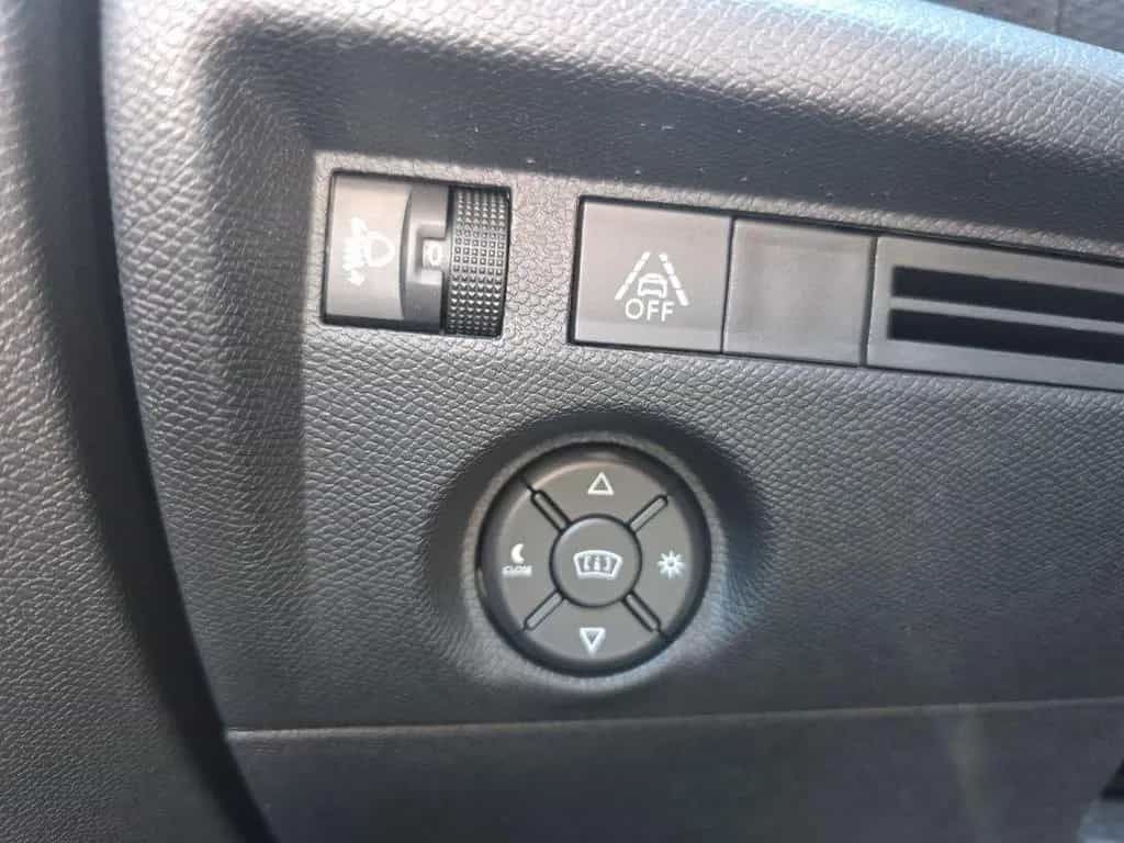 Citroën C4 Shine 360°-Kamera + Winterpaket + elek. Schie 04/2023-photo-22