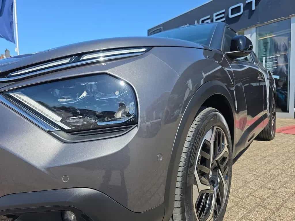 Citroën C4 Shine 360°-Kamera + Winterpaket + elek. Schie 04/2023-photo-6