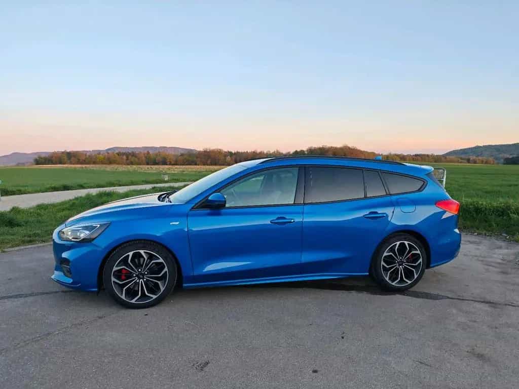 Ford Focus Turnier 1.5 VOLL, AHK - 1. Hand... 08/2019-photo-3