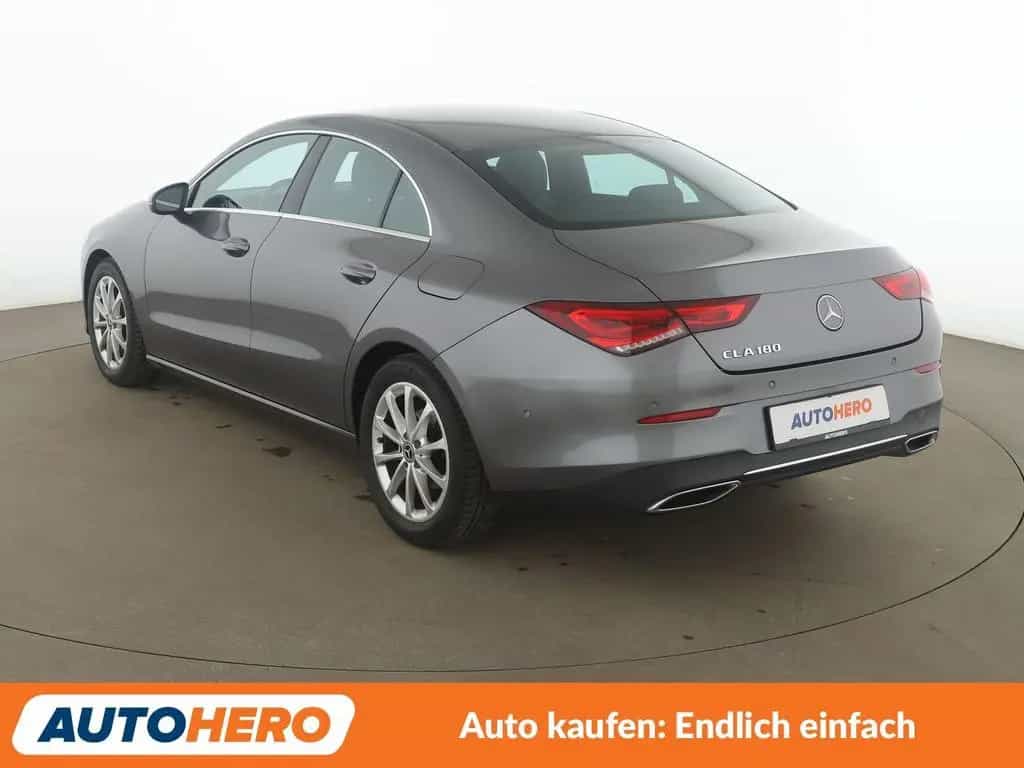 Mercedes-Benz CLA 180 Progressive Aut.*NAVI*LED*PDC*SHZ*TEMPO* 12/2019-photo-3
