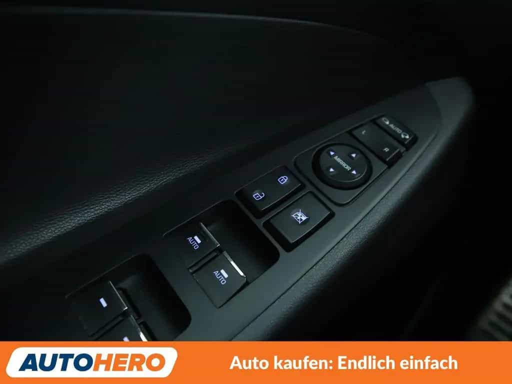 Hyundai TUCSON 1.6 TGDI N-Line 4WD Aut.*NAV*LED*TEMPO* 12/2020-photo-24