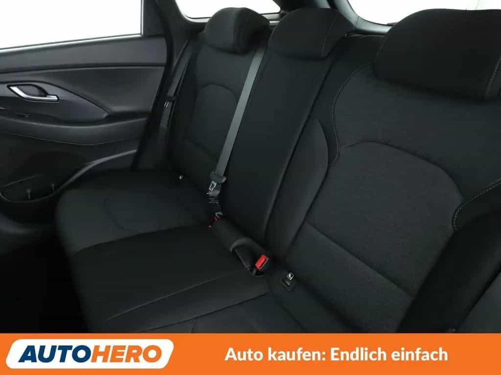Hyundai i30 1.5 T-GDI Mild-Hybrid Trend*TEMPO*CAM*PDC* 01/2022-photo-13