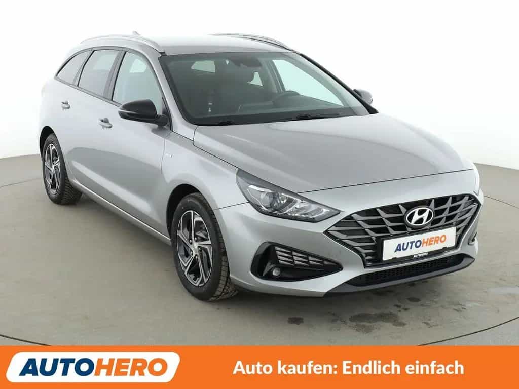 Hyundai i30 1.5 T-GDI Mild-Hybrid Trend*TEMPO*CAM*PDC* 01/2022-photo-7