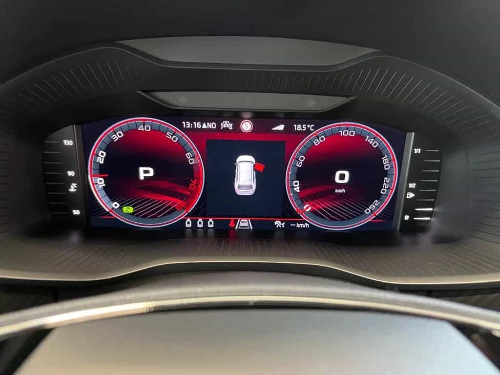 Skoda Kodiaq RS 2.0 TSI DSG 4x4 4xSitzheizung ACC LM 03/2022-photo-11