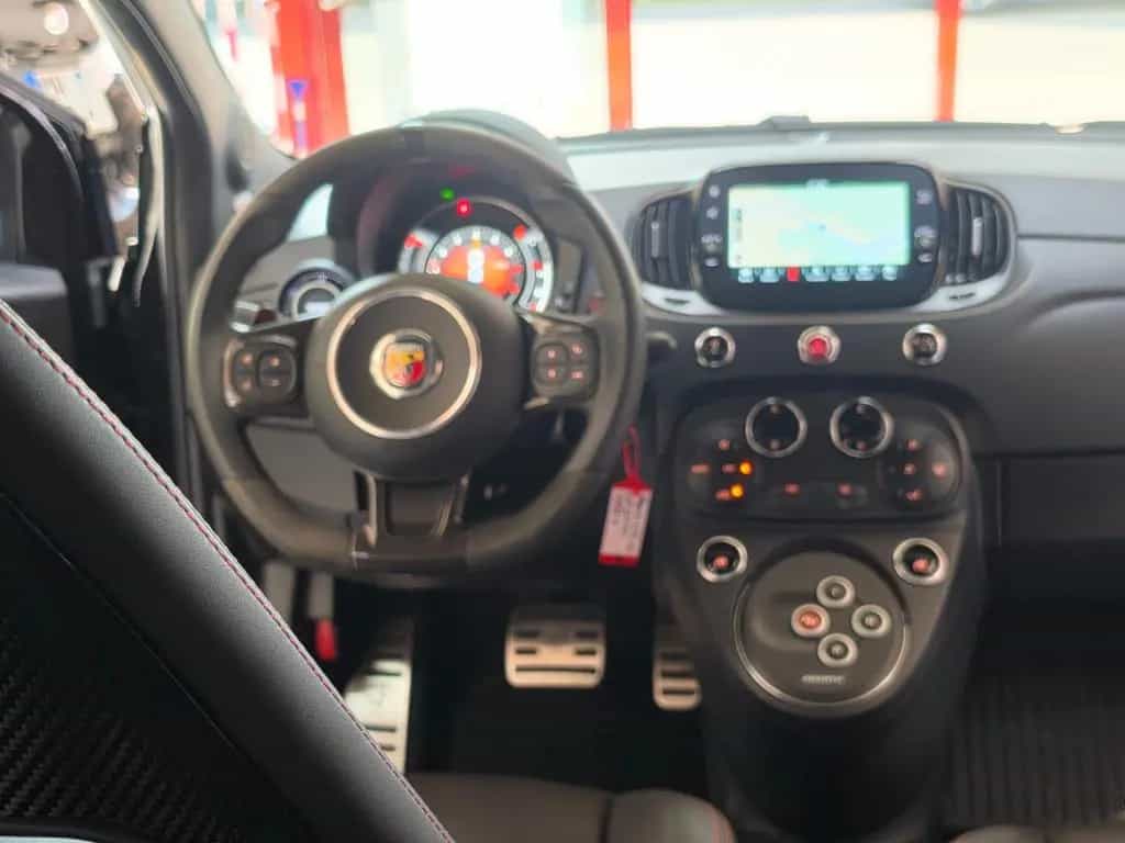 Abarth 695 Schalensitze Carbon Navi 09/2023-photo-10