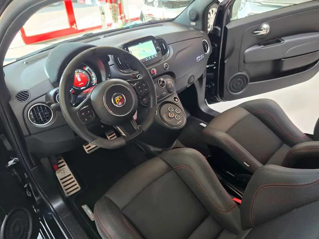 Abarth 695 Schalensitze Carbon Navi 09/2023-photo-14