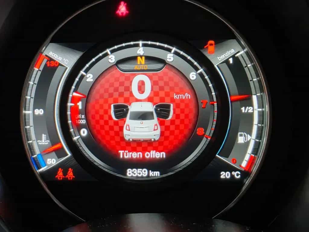 Abarth 695 Schalensitze Carbon Navi 09/2023-photo-15