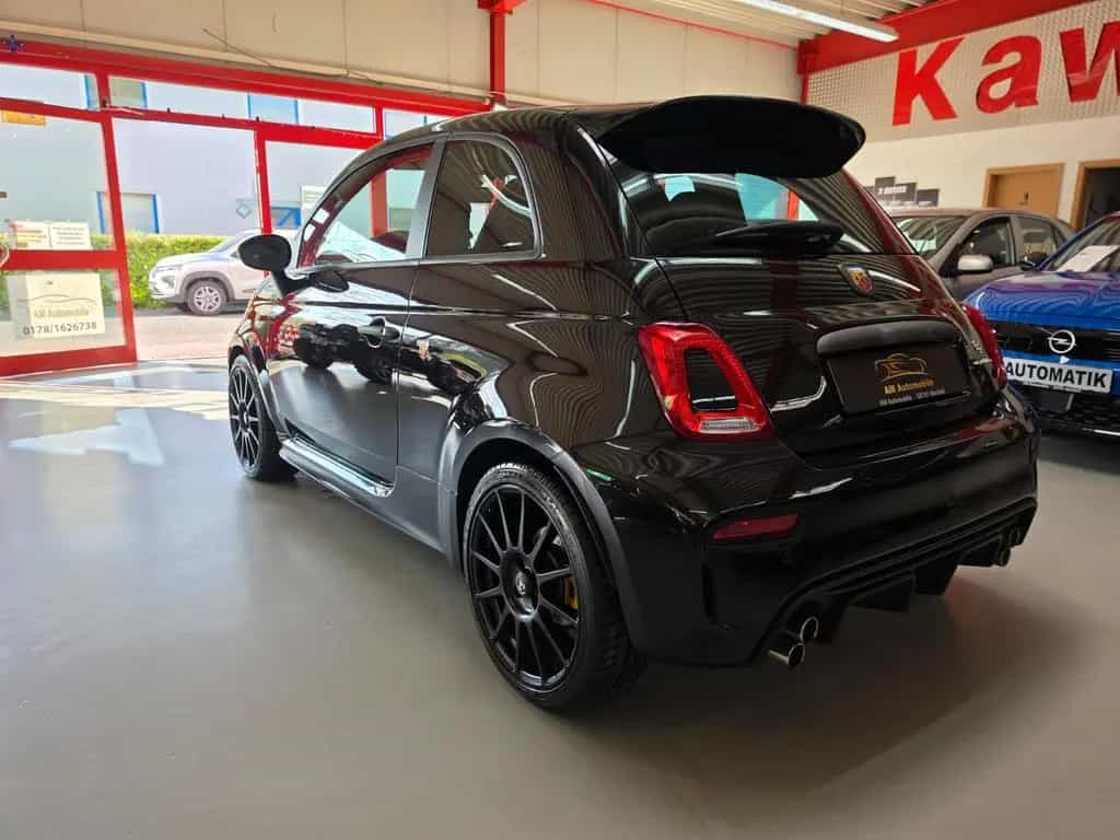 Abarth 695 Schalensitze Carbon Navi 09/2023-photo-32
