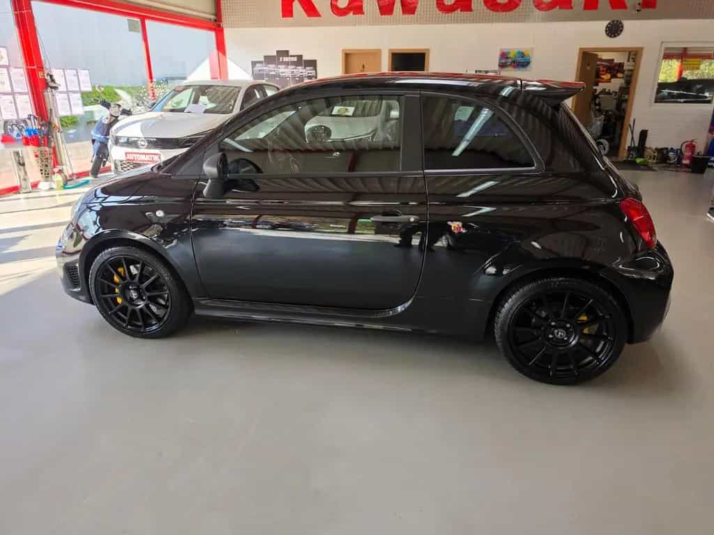 Abarth 695 Schalensitze Carbon Navi 09/2023-photo-33