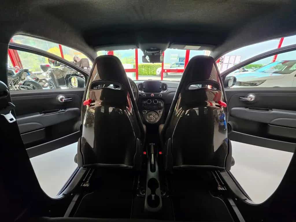Abarth 695 Schalensitze Carbon Navi 09/2023-photo-36