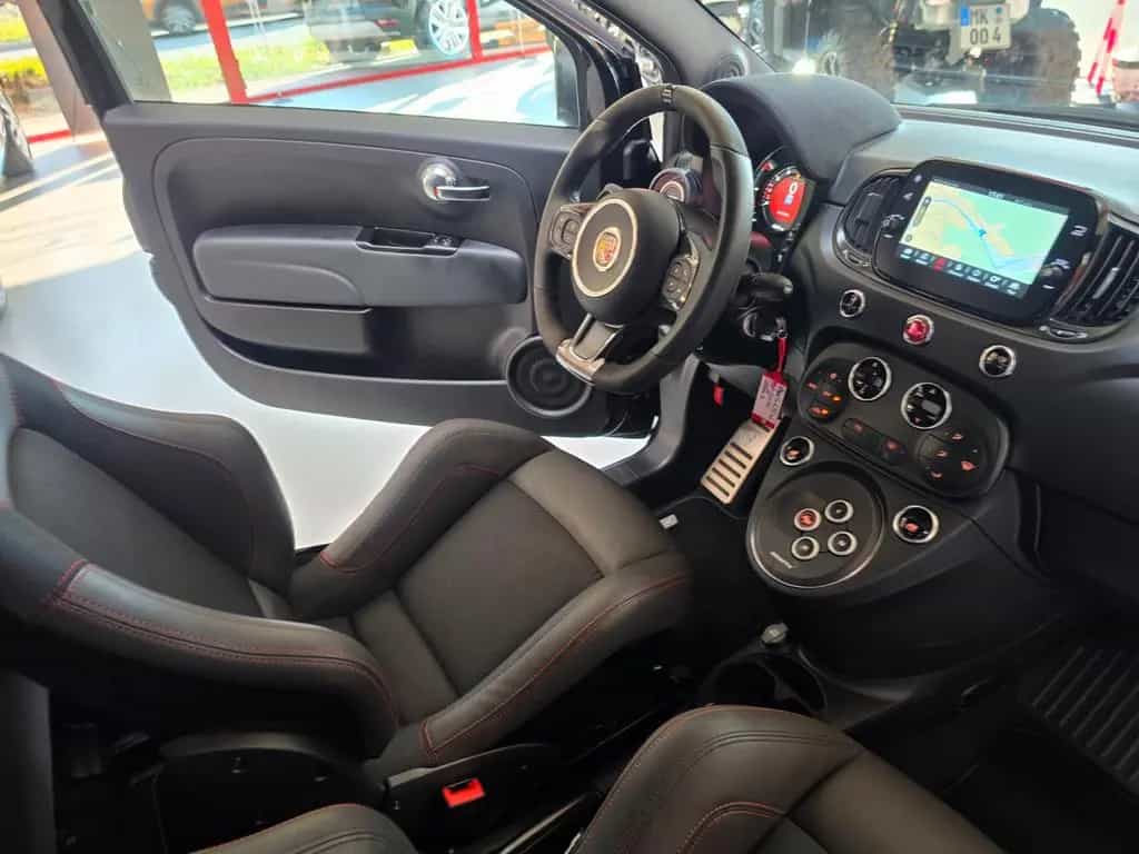 Abarth 695 Schalensitze Carbon Navi 09/2023-photo-8