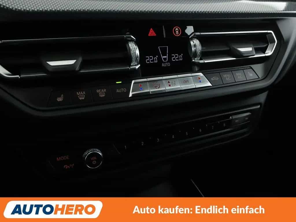 BMW 1 Series 120d xDrive M Sport Aut.*NAV*HUD*LED*ACC*CAM*PDC 12/2020-photo-22
