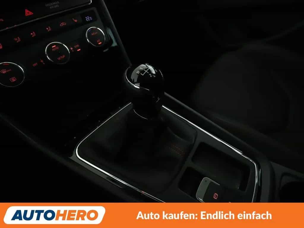 Seat Leon 1.5 TSI ACT FR*NAVI*LED*TEMPO*PDC*SHZ* 03/2020-photo-22