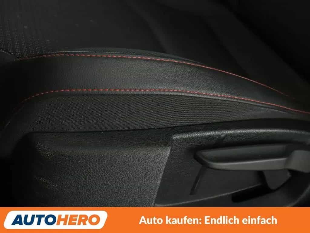 Seat Leon 1.5 TSI ACT FR*NAVI*LED*TEMPO*PDC*SHZ* 03/2020-photo-25