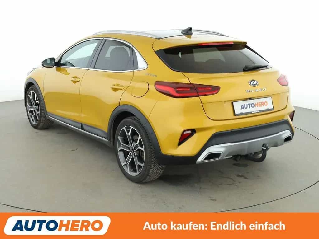 Kia XCeed 1.6 TGDI Launch Edition Aut.*NAV*ACC*CAM* 11/2019-photo-2