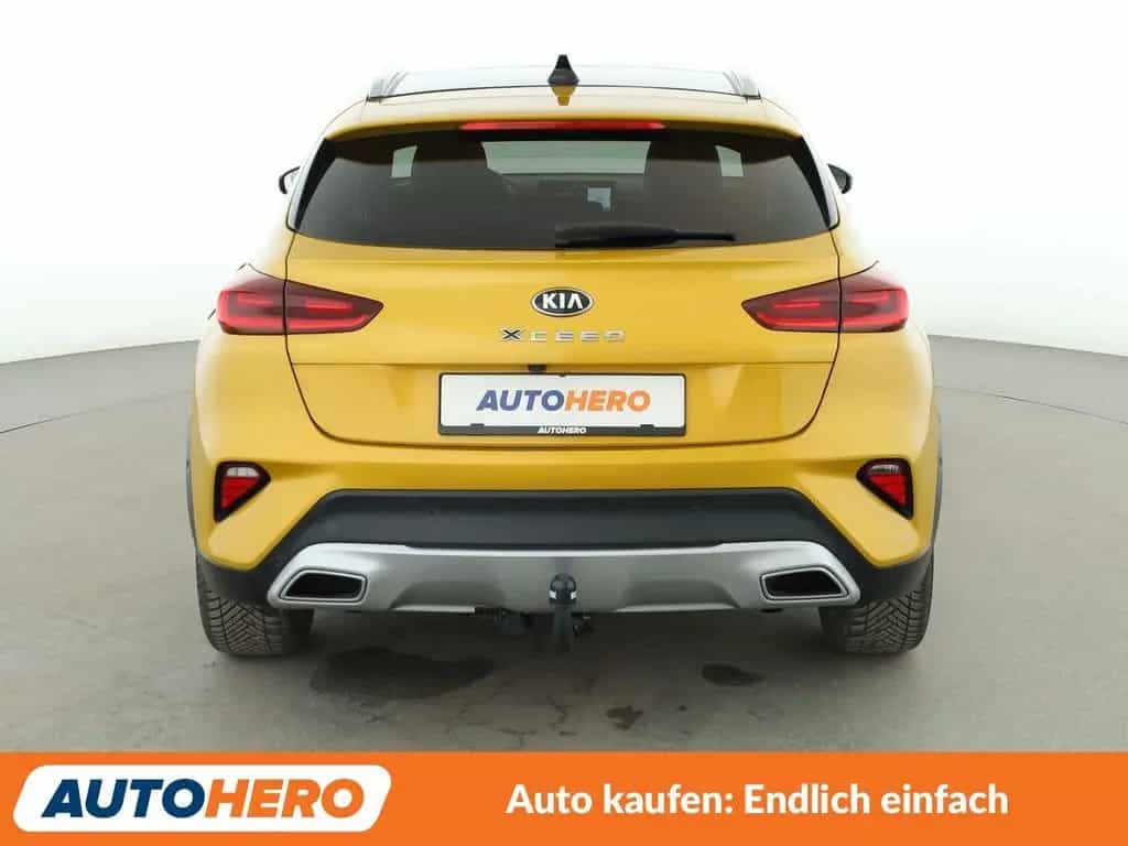 Kia XCeed 1.6 TGDI Launch Edition Aut.*NAV*ACC*CAM* 11/2019-photo-3