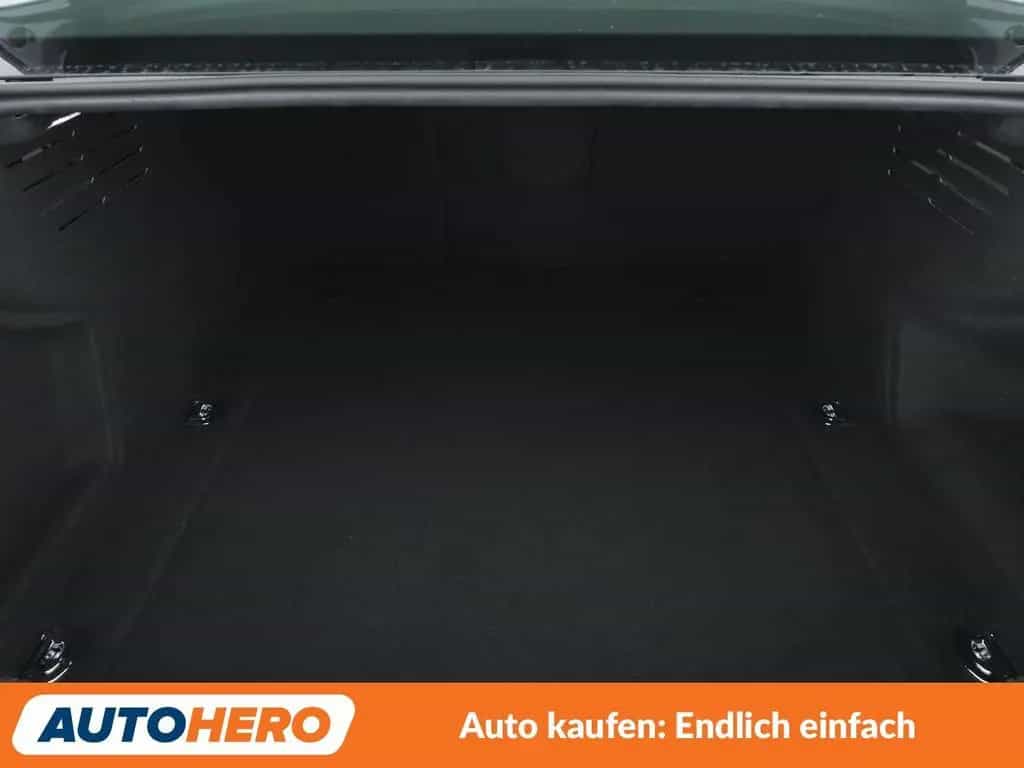 Audi A4 2.0 TFSI ultra Sport*XENON*PDC*SHZ* 12/2016-photo-17