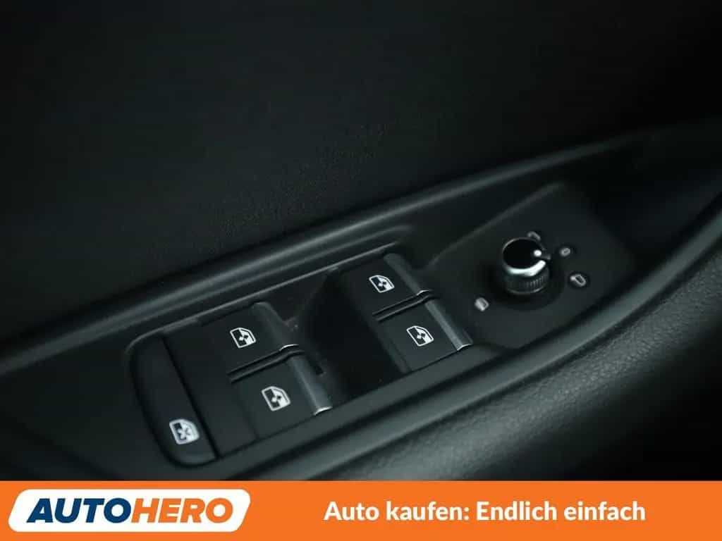 Audi A4 2.0 TFSI ultra Sport*XENON*PDC*SHZ* 12/2016-photo-24