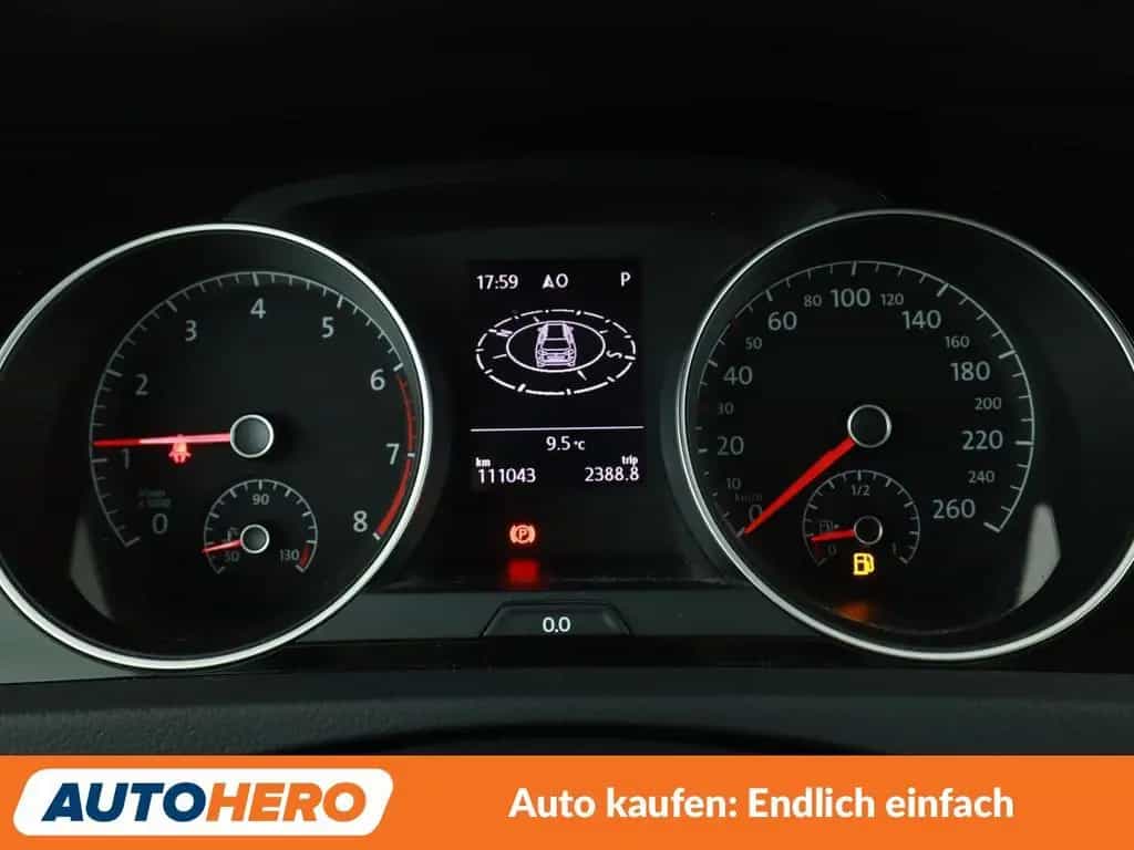 Volkswagen Golf VII 1.5 TSI ACT Sound BM Aut.*NAVI*ACC*PDC* 01/2018-photo-19