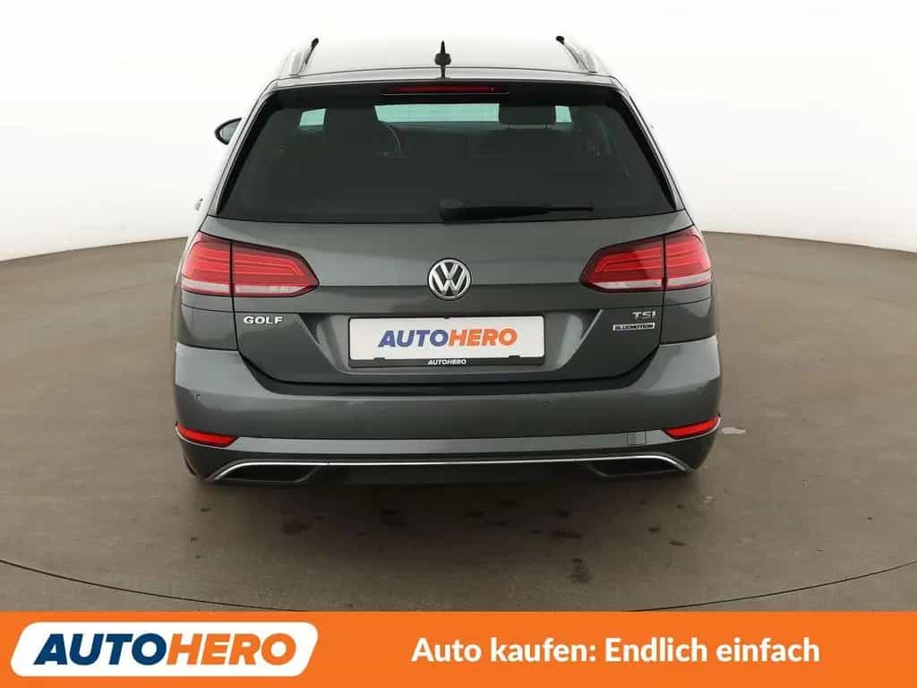 Volkswagen Golf VII 1.5 TSI ACT Sound BM Aut.*NAVI*ACC*PDC* 01/2018-photo-4