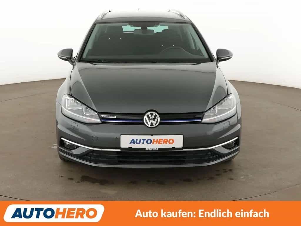Volkswagen Golf VII 1.5 TSI ACT Sound BM Aut.*NAVI*ACC*PDC* 01/2018-photo-8