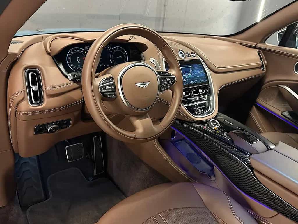 Aston Martin DBX707 4.0 V8 02/2023-photo-10