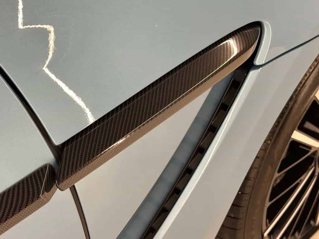 Aston Martin DBX707 4.0 V8 02/2023-photo-25