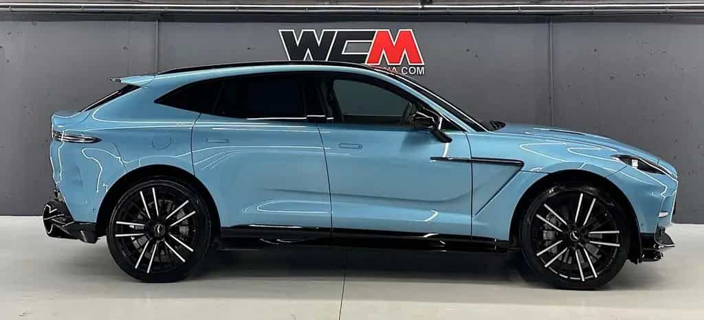 Aston Martin DBX707 4.0 V8 02/2023-photo-3
