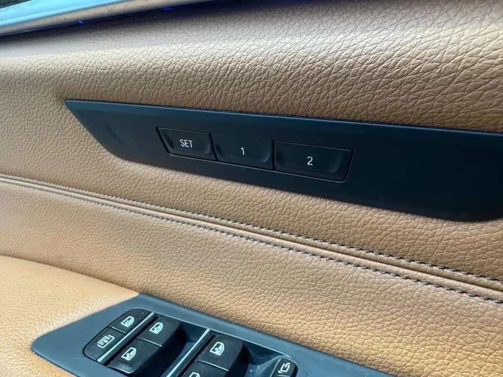 BMW 5 Series 540i Limousine Sport Line *HUD*S-Dach*TOT*Memory 07/2018-photo-17
