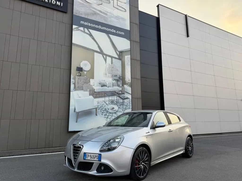 Alfa Romeo Giulietta 1.6 JTDm-2 105 CV Exclusive 01/2013-photo-0