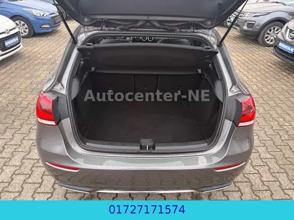 Mercedes-Benz A-Class 180/Navi/Rückfahrkamera/Led/Leder/Top 09/2019-photo-13