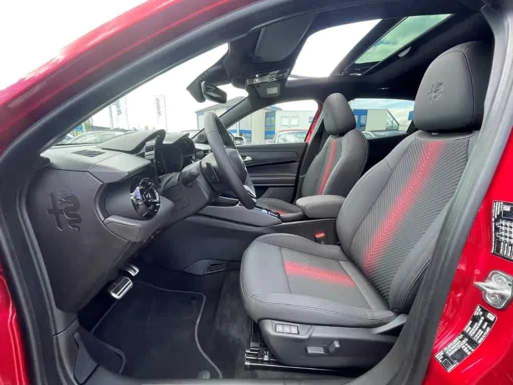 Alfa Romeo Junior Ibrida SPECIALE+SCHIEBEDACH+NAVI+ELSITZE+ 12/2025-photo-12