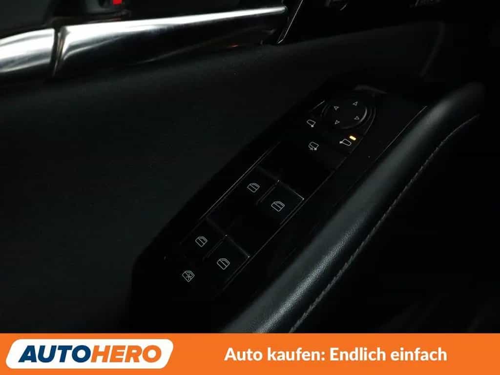 Mazda CX-30 2.0 Skyactiv-X Mild-Hybrid Selection 2WD 09/2022-photo-27