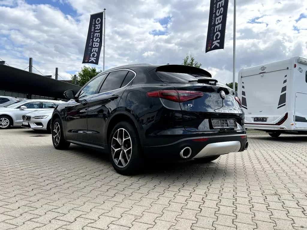 Alfa Romeo Stelvio Q4 2.0 16V Super *Xenon Navi Leder AHK* 10/2019-photo-1