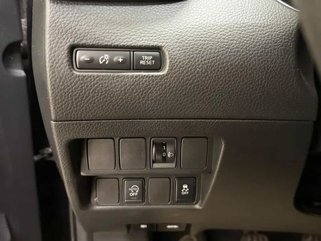 Nissan Qashqai Visia 1.2 AHK/TEMP/ZV+GARANTIE+08.27 05/2016-photo-15