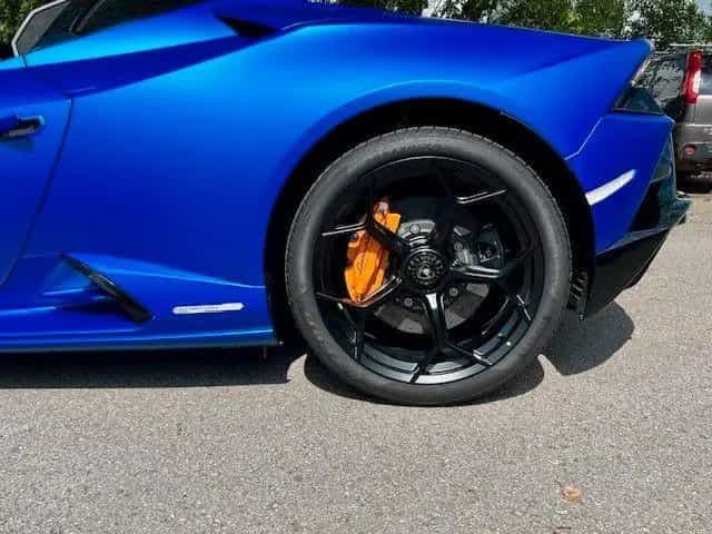 Lamborghini Huracán EVO Spyder Lifting System - VOLL 07/2022-photo-22