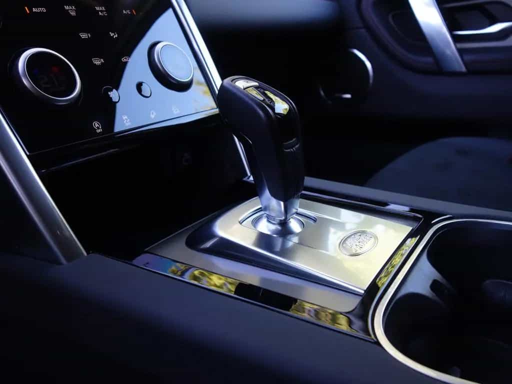 Land Rover Discovery Sport R-Dynamic SE Autom AWD LED DAB 09/2021-photo-18