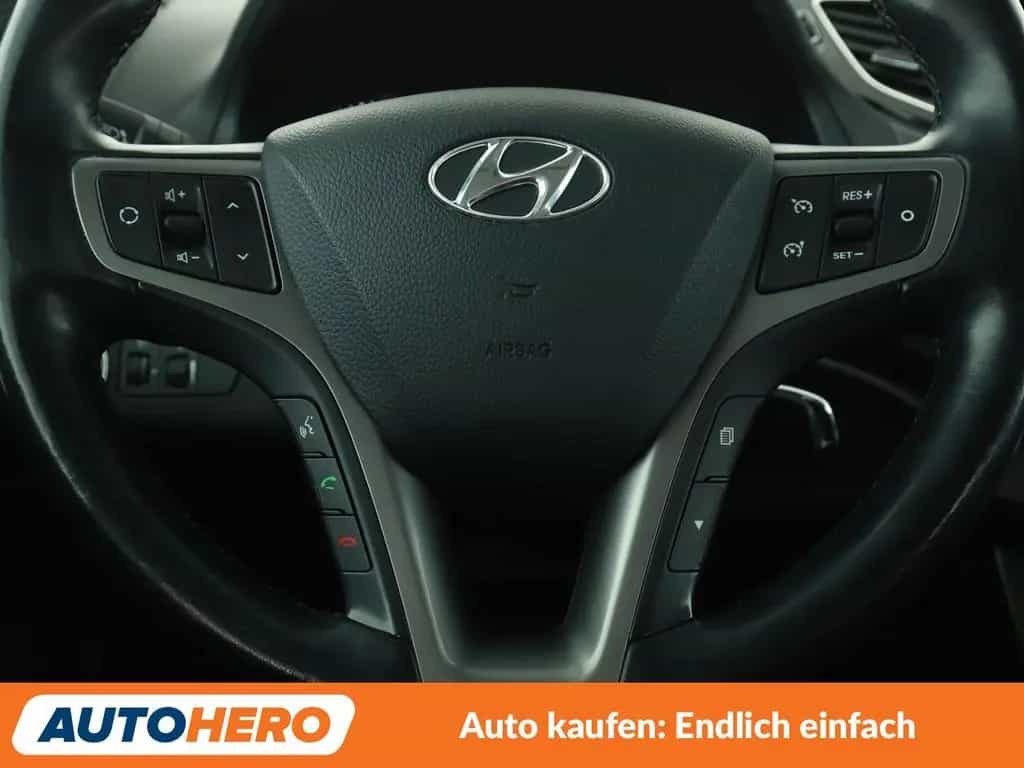 Hyundai i40 2.0 GDI Trend Aut.*NAVI*CAM*TEMPO*SHZ*ALU* 08/2016-photo-18