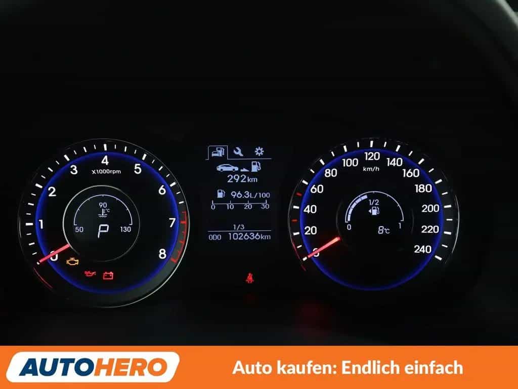 Hyundai i40 2.0 GDI Trend Aut.*NAVI*CAM*TEMPO*SHZ*ALU* 08/2016-photo-19