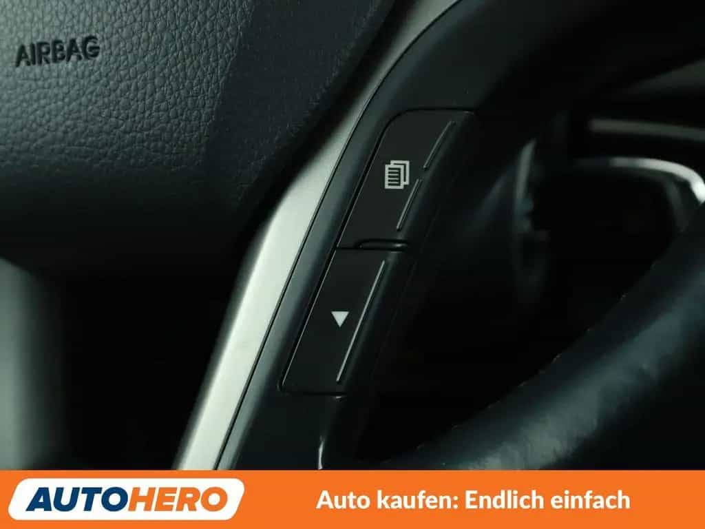 Hyundai i40 2.0 GDI Trend Aut.*NAVI*CAM*TEMPO*SHZ*ALU* 08/2016-photo-28