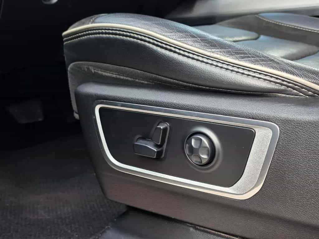 Dodge RAM 1500 5.7 CrewCup LARAMIE|NAP|HÖHERLEGUNG|LPG 11/2020-photo-25