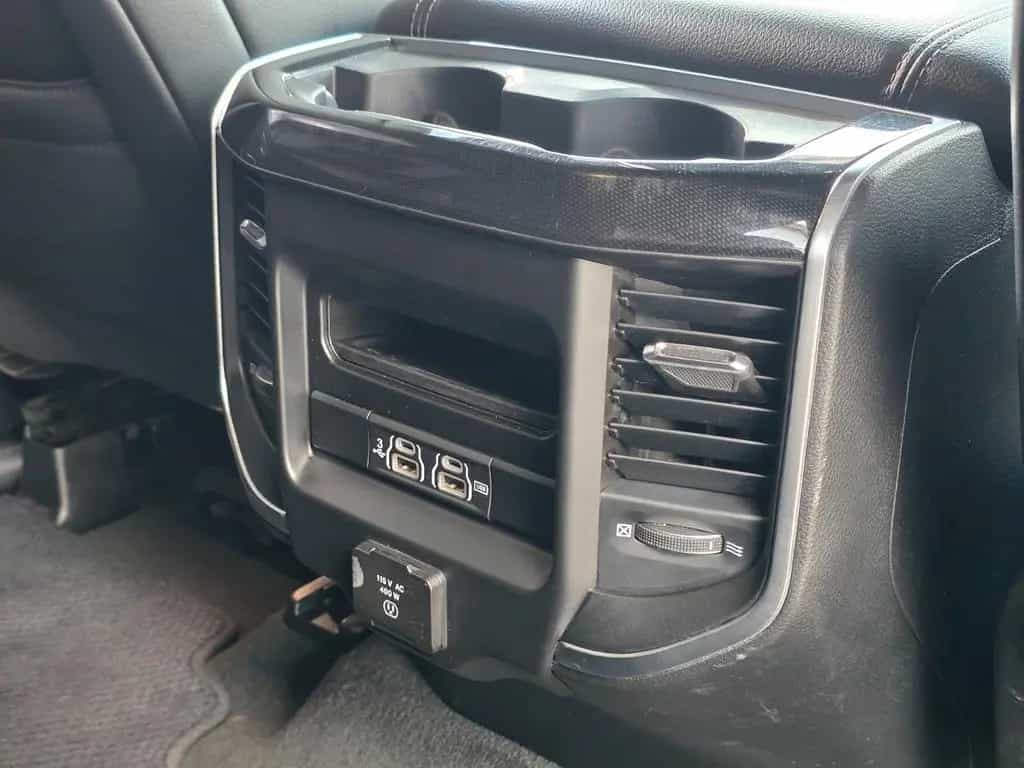 Dodge RAM 1500 5.7 CrewCup LARAMIE|NAP|HÖHERLEGUNG|LPG 11/2020-photo-28