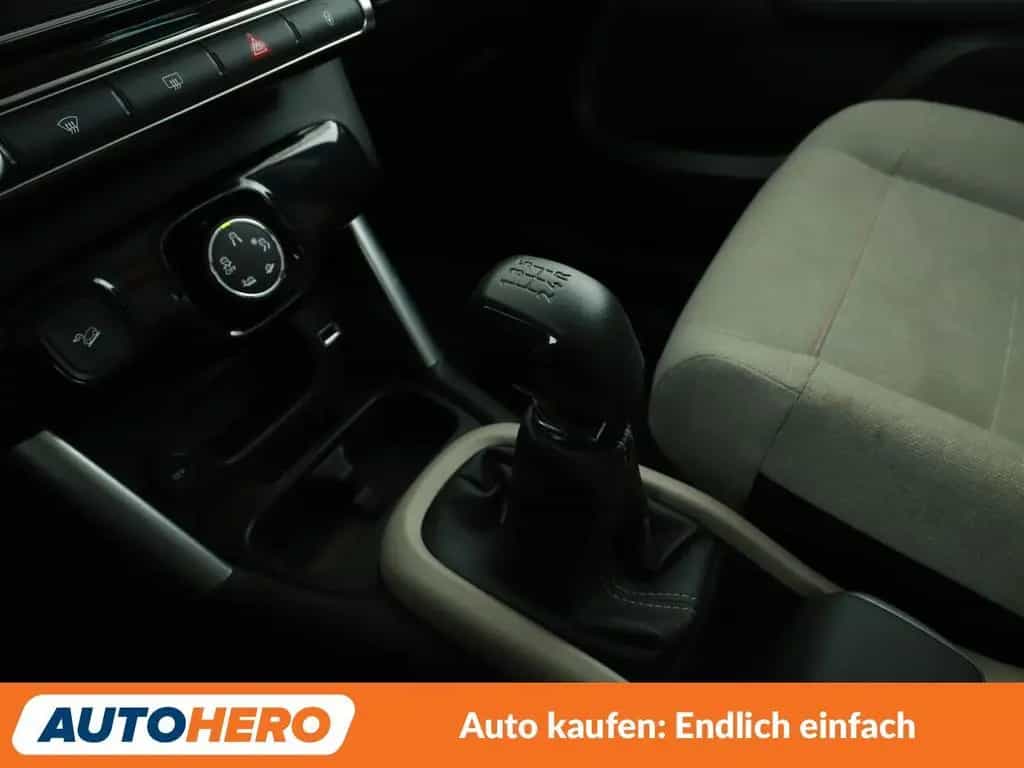 Citroën C3 Aircross 1.2 PureTech Shine *NAVI*TEMPO*CAM* 01/2018-photo-27